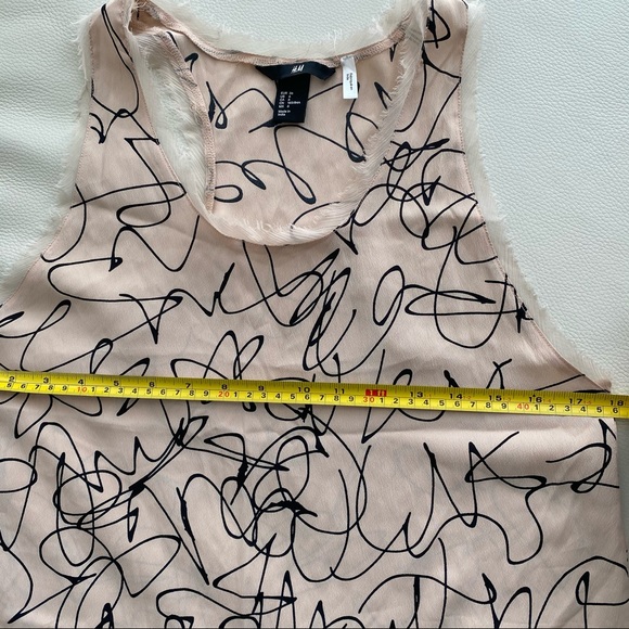 H&M Top - Picture 4 of 4